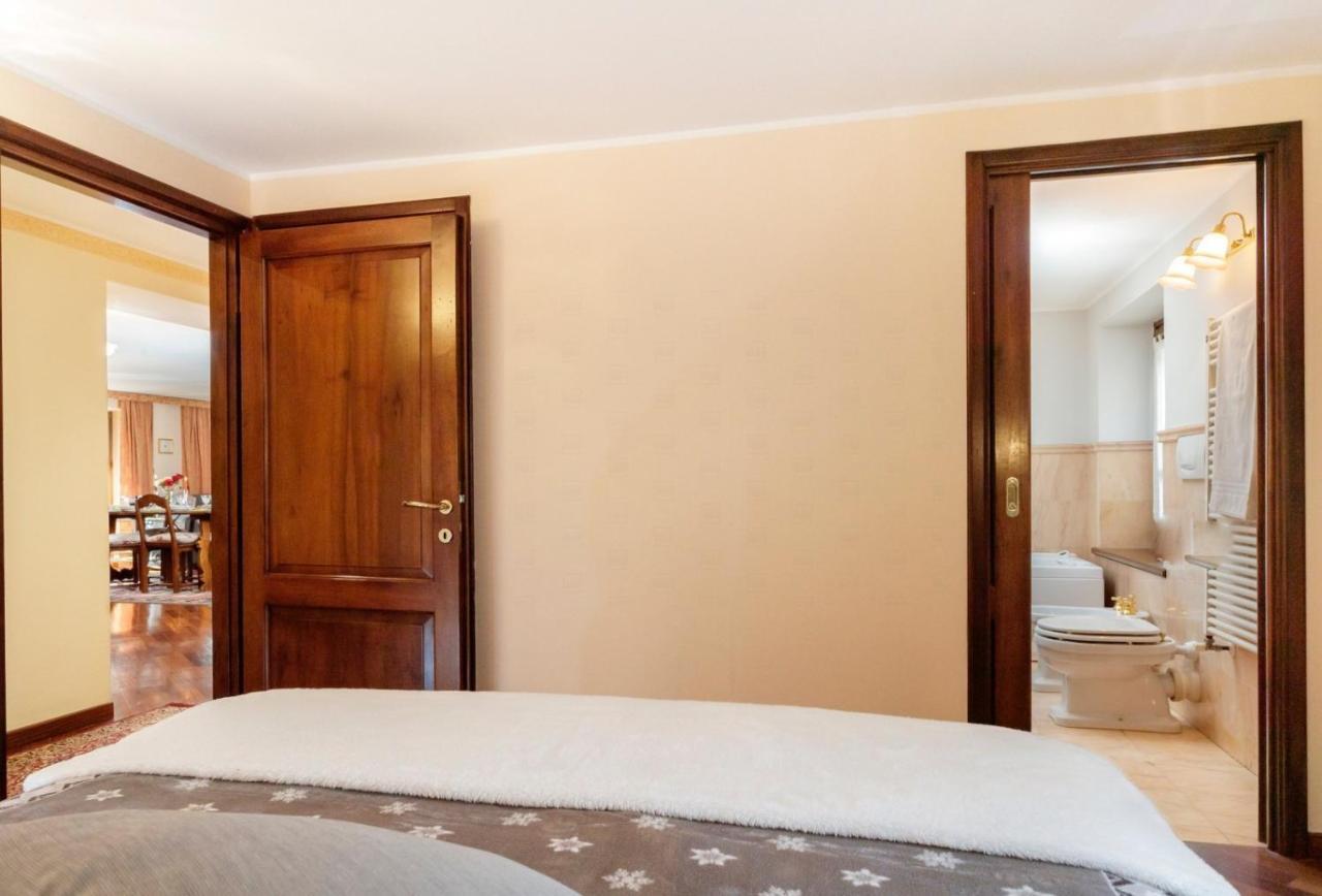 Hellochalet - Maison Paquier - Family Ski Holiday In The Resort Center Valtournenche Bagian luar foto